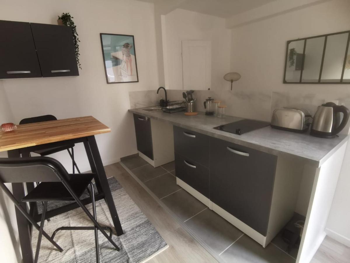 Studio cosy et rénové à 2 pas gare Reims Centre - Rue Apartamento Exterior foto